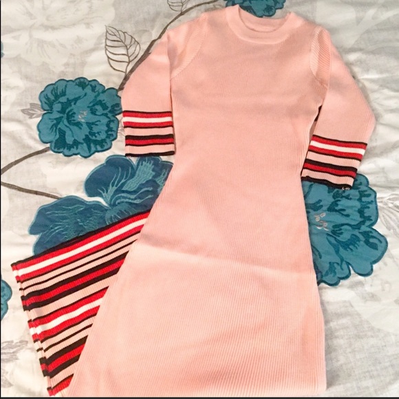 Ribbed knit sweater dress - Picture 4 of 7